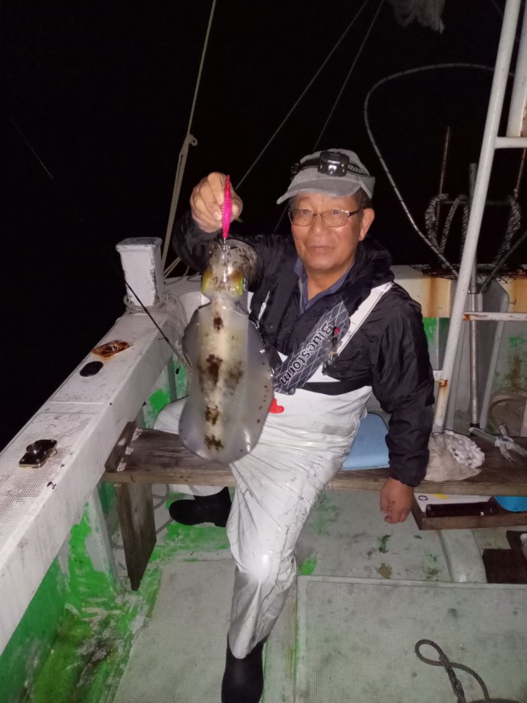 壱岐の遊漁船流星Ⅱで釣れたアオリイカ