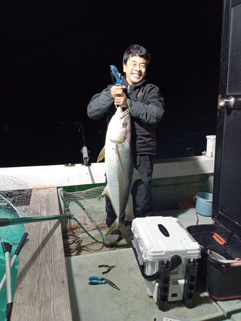 壱岐の遊漁船流星Ⅱで釣れた10キロ越えのヒラマサ